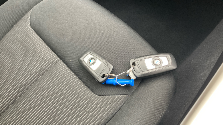 BMW 1 Series 118d SE 5dr [Nav] Step Auto Diesel Hatchback